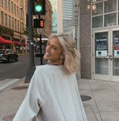 Cute Blonde Short Hair, Blonde Hair Above Shoulders, Scandinavian Blonde Hair Short, Blonde Hair Bob Short, Short Scandi Blonde Hair, Aesthetic Short Blonde Hair, Short Blonde Hair Ideas, Blonde Bob Short, Blonde Aesthetic Short Hair