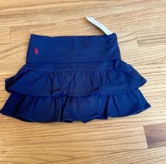 #need Navy Blue Skirts, Mode Tennis, Ralph Lauren Skirt, How To Have Style, Functional Wardrobe, Ralph Lauren Skirts, Ralph Lauren Shorts, Stockholm Fashion, Essential Items