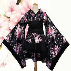 Black Red Japanese Kimono Floral Pattern Short Robe - Kawaiies - Adorable - Cute - Plushies - Plush - Kawaii Japanese Kimono Traditional, Cosplay Sakura, Kimono Cosplay, Sakura Anime, Short Kimono Robe, Outfit Anime, Anime Kimono