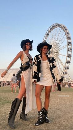 Bonnaroo Outfits, Mode Coachella, Tomorrowland Outfit, Cochella Outfits, Lollapalooza Outfit, Coachella Party, Festival Outfit Inspiration