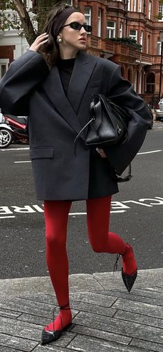 Red Tights Street Style, Red Trend 2023, Red 2023 Fashion, Red Socks Outfit Street Styles, Fall Winter 2023 2024 Street Style, Red Socks Aesthetic, Winter 2023 Fashion Trends Street Style, Fall 2023 Street Style Trends, 2024 Fashion Trends Winter