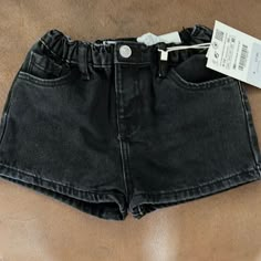 Zara Baby Girl Jean Shorts. They Are 9-12 But Will Not Fit You 9 Month Old! They Are So So So Big! I Would Put Them In A 2-3t. I Tried Them On My 2 Year Old Who Wears 24 Month/2t And They Are Still Too Big. Zara Baby Girl, American Flag Shorts, Culotte Shorts, Zara Boys, Zara Baby, Black Jean Shorts, Black Jean, Zara Shorts