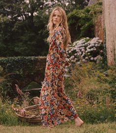 Musetta Dress - Poppy Meadow | DÔEN Delicate Lingerie, Flowy Summer Dresses, Bias Cut Skirt, Trendy Jackets, Fall 24, Casual Day Dresses, Evening Gowns Elegant, 2024 Fashion, Silk Crepe