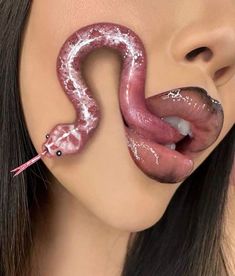 Makeup Art Face Inspiration, Halloween Makeup Ideas For Women, Halloween Lip Makeup, 3d Makeup, Beautiful Buns, Halloween Makeup Ideas, Face Paint Makeup, Face Art Makeup, Halloween Makeup Inspiration