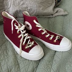 Size 7.5 In Women’s Or 5.5 In Men’s. Only Worn A Few Times. A Few Scuffs And Factory Marks On The Canvas. Overall, Almost Like New! Valentines Day 2023, Converse 70, Converse Red, Shoes Converse, Womens Converse, Converse Shoes, Womens Shoes Sneakers, Converse, Overalls