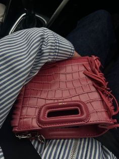 Maje Bag, Pink Outfit Ideas, The Best Version Of Me, Expensive Bag, Minimalist Color, Aesthetic Bags, Bag Obsession