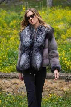 #papelfurs #fur #realfur #mink #minkfur #fox #foxfur #furcollection #furseason #furqueen #luxury #luxuryfur #elegant #womensouterwear #womensclothing #anniversarygift #luxurygift #Christmasgift #holidaysale #sales #sale #minkfurjacket #foxfurjacket #furjacket #jacket #modernjacket #warmjacket #wintercollection #shopnow #eshop #america #usa #nyc #nycfashionblogger #washington #california #carolina #usafashion #ootd #outfitoftheday #brandnew #newcollection #onlineshopping #arzandefox Outfit Of The Day