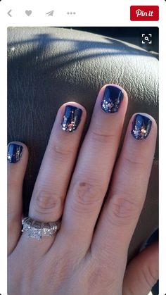 Navy Nails Wedding, Navy Gel Nails Ideas, Pink Navy Nails, Navy Nails With Glitter, Navy Dip Nails, Navy Sparkle Nails, Pink And Navy Nails, Navy Gel Nails, Gel Manicure Ideas