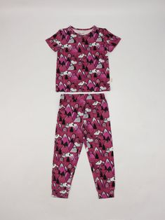 95% Bamboo 5% Spandex 2 piece set includes short sleeve top and pants **Please note these DO NOT Run Large anymore, they have been made SHORTER, SMALLER, and include SMALLER neck hole, , Please see size Chart in Photos Halloween Items, How To Make Shorts, 2 Piece Set, Short Sleeve Top, Free Giveaway, 2 Piece, Pajama Set, Short Sleeves Tops, Two Piece Pant Set