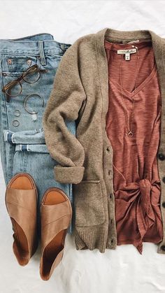 Sporty Chic, Mode Inspiration, Fall Winter Outfits, Long Cardigan, Outfits Casuales, Casual Outfit, Look Fashion, Autumn Winter Fashion, Work Outfit