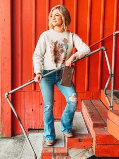 Welcome to my closet, Welcome To Cactus Valley Sweatshirt!! Western Style Long Sleeve Relaxed Fit Tops, Western Style Relaxed Fit T-shirt For Fall, Western Long Sleeve Tops With Snap Buttons, Western Long Sleeve Shirt With Graphic Print, Country Style T-shirt For Rodeo In Fall