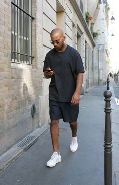 Mode Tips, Cool Summer Outfits, Mode Casual, Stylish Mens Outfits, Men Street, Mens Casual Outfits, Men Looks, Outfit Casual, Mens Streetwear