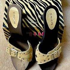 Top Part Of Shoe Is Suede With Studs And Buckle On Top. Almost Like The Candies Shoes. Great With Jeans. Thrift Style, Hot Season, Candies Shoes, Shoes Heels Classy, Cute Shoes Heels, Club Shoes, Studded Heels, Swim Shoes, Heel Design