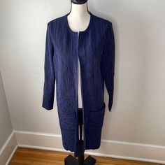 Never Worn Ribbed Open Front Long Cardigan By Hugo Boss Size M Style Called Fivana Made In Italy Hugh Quality Heavy Fabric Two Front Pockets Super Stretchy Heathered Black And Purple Colors Pls Note: Inner Brand Tag Is Ripped (See Pic) Length Approx 38.5” Pit To Pit Approx 20.5” Cheap Purple V-neck Outerwear, Boss Black, Black And Purple, Brand Tags, Cardigan Jacket, Long Cardigan, Heavy Fabric, Purple Color, Hugo Boss