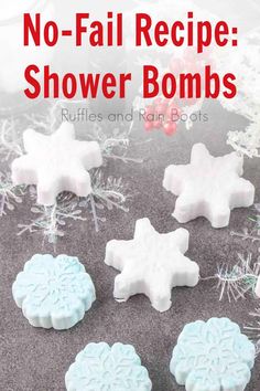 Diy Bath Gifts, Shower Fizzies, Snow Flakes Diy, Bath Bomb Recipes, Christmas Shower, Diy Shower, Easy Christmas Gifts, Bath Gift