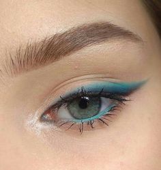 Prom Eye Makeup, Eye Makeup Pictures, Eye Makeup Designs, Colorful Eye Makeup