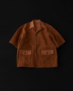 The short-sleeved blouson is made of the softest and finest deerskin usually used for gloves. The design is a cross between a 1940s British hunting jacket and the collar of an Italian tailored jacket of the same period. Classic Short Sleeve Single Breasted Outerwear, Vintage Outerwear With Pockets And Short Sleeves, British Hunting, Hunting Jacket, Leather Dye, Hunting Jackets, Deer Skin, Leather Cleaning, A Cross