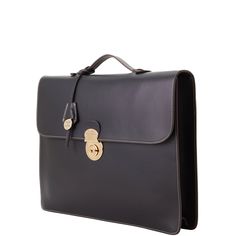 Elegant Top Handle     Crafted in Italy, the structured silhouettes of the Alto Collection are made using ultra-smooth leather for an undeniably sophisticated look. This elegant top handle briefcase fits your important belongings, including a laptop, inside its slim profile. Work Bags Laptop, Briefcase Women, Credit Card Wallet, Dooney And Bourke, Travel Collection, Leather Briefcase, Bags And Accessories, Dooney & Bourke, Branded Handbags