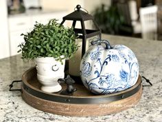 7 Simple Kitchen Fall Decor Ideas (to Try This Season) - Calypso in the Country Fall Decor With Blue, Blue And White Fall Decor, Coffee Table Vignettes, Orange Pillow Covers, Fall Mums, Winter Table