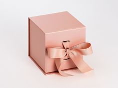 Rose Gold Large Cube Folding Gift Box Sample Ribbon Texture, Pr Kit, Chore Checklist, Ribbon Box, Rose Gold Gifts, Magnetic Gift Box, Gold Gift Boxes, Rose Gold Pearl, Candle Packaging