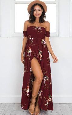 This Dress is fashionable for every occasion. the dress is made-to-order by professional tailors. You can choose from 50 colors, Regular sizes 2 to 16 and plus sizes 14w to 26W. Custom size is also available.. The product details: Color: Burgundy, Silhouette: A-Line, Neckline: Tip of the Shoulder, Waistline: Natural Waist, Length: Long, Primary Fabric: Chiffon Long Summer Dresses Maxi Casual, Boho Style Long Dresses, Summer Dresses Maxi, Off Shoulder Floral Dress, Off Shoulder Long Dress, Long Summer Dresses Maxi, Boho Mode, Stil Boho, Dress Off Shoulder