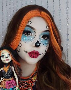 Casual Halloween Costumes, Skull Makeup Tutorial, Monster High Makeup, Cute Clown Makeup, Glittery Eye Makeup, Creepy Halloween Makeup, Trio Halloween Costumes, Halloween Makeup Pretty, Sugar Skull Makeup