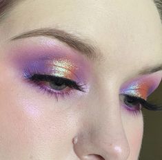 Multichrome Eyeshadow, Duochrome Eyeshadow, Pretty Eye Makeup, Simple Look, Creative Makeup Looks, Solar Wind