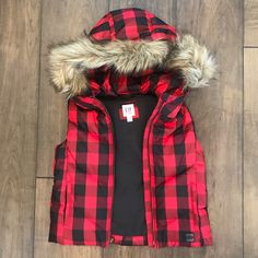 New Without Tags! Red Winter Outerwear For School, Red Hooded Outerwear For School, Gap Black Winter Outerwear, Gap Casual Black Outerwear, Casual Black Gap Outerwear, Trendy Gap Winter Outerwear, Red Casual Outerwear For School, Red Outerwear For School In Fall, Red Cotton Outerwear For School