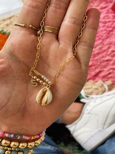 18" gold filled paperclip chain  Cowrie Shell Logan Tay, Victorian Jewelry Necklace, Gold Set Design, Antique Necklace Gold, Crystal Jewelry Diy, Pin Necklace, Choker Necklace Designs, Diy Jewelry Inspiration, Gold Fashion Necklace