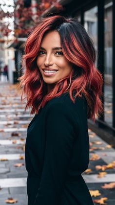 Ginger Hair With Dark Roots, Red Long Bob, Smudge Root, Fall Red Hair, Brunette Roots, Vibrant Red Hair, Hair With Dark Roots, Red Balayage, Sunset Red