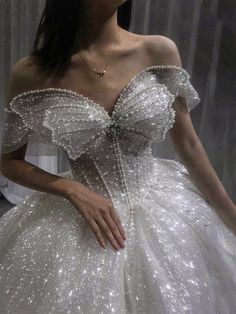 Writing Club, Fancy Clothes, Prom 2024, Elegant Prom, Elegant Prom Dresses, Prom Ideas, Looks Party, Prom Dress Inspiration, Fantasy Gowns