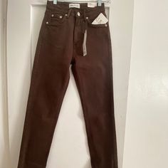 Brand New, Never Worn Chocolate Brown Zara High Rise Full Length Jeans. Size 34 Eur/02 Usa. Slim Fit With Trendy Split Boot Cut. Still Has The Tags! High Rise Brown Cargo Pants, High Waist Brown Pants With Five Pockets, Trendy Brown Tapered Leg Jeans, Zara High-waist Brown Bottoms, Zara High Waist Brown Pants, White High Waisted Jeans, Full Length Jeans, Drawstring Jeans, High Rise Boyfriend Jeans