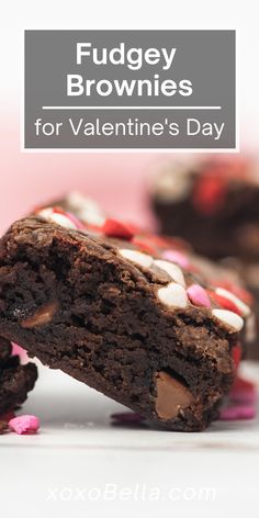 Valentine's Day Brownies Cake Like Brownies, Brownies Cake, Valentine Treat, Homemade Brownies, Sweet Treats Recipes, Treat Recipes, Brownie Cake