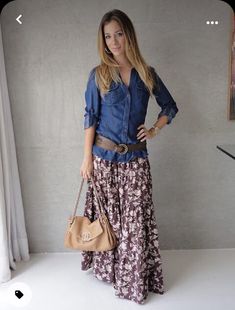 Long Skirt Outfits, Maxi Outfits, Maxi Rok, Maxi Skirt Outfits, Rock Outfit, Mode Boho, Boho Chic Outfits, Fashion Over 50, Looks Style