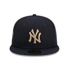 the new york yankees'gold - plated logo is shown on this fitted hat