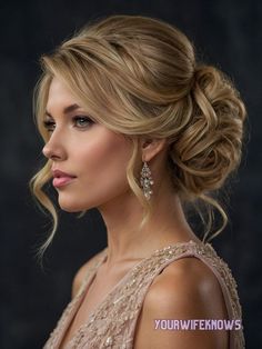 Summer Long Hairstyles, Mother Of The Bride Updos, Mob Hair, Mother Of The Bride Hairdos, Mother Of The Groom Hairstyles, Side Updo, Bride Updo, Side Swept Hairstyles