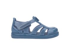 Dream big, mini. Meet the new Mini Melissa Hip Daydream. With a Velcro closure and cushiony insole, this lightweight and easy-to-clean shoe is perfect for all their little explorationswith or without socks. Blue Waterproof Sandals With Round Toe, Waterproof Blue Sandals With Round Toe, Blue Waterproof Round Toe Sandals, Green Non-slip Sandals For Play, Blue Non-slip Sandals For Playtime, Mini Melissa, Baby Sandals, Viktor & Rolf, Clean Shoes