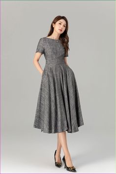 Gray Dress Outfit, Fit And Flare Dress Casual, Linen Dress Outfit, Materials Gown Style, Flare Dress Casual, Flared Dresses, Natural Linen Dress, Everyday Dress, Summer Linen Dresses