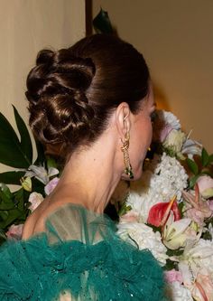 Plaited Bun, Katherine Middleton, Kate Princess, Awesome Kate, Kate Middleton Hair, Prins William, Queen Kate, Hair Romance, Hairstyle Idea