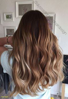 Neue Herren Haarfarbe Pinterest #balayage #blonde #2018 #hairstyles #ideenfür #neuefrisuren #hair #luxuryherren #ombrehairstyles Brown Ombre Hair, Mens Hair Colour, Bronde Balayage, Balayage Blonde, Balayage Hair Blonde, Short Hair Balayage, Hair Color Highlights