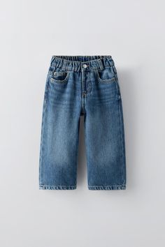 WIDE LEG JEANS - Light blue | ZARA United States Medium Wash Straight Leg Pull-on Jeans, Everyday Jeans With Elastic Waistband, Denim Blue Straight Leg Pull-on Jeans, Mid-rise Cotton Jeans With Elastic Waistband, Zara Straight Leg Jeans With Pockets, Casual Zara Jeans With Five Pockets, Zara Casual Jeans With Five Pockets, Zara Wide Leg Denim Blue Jeans, Denim Blue Tapered Leg Pull-on Jeans