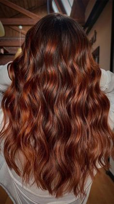 Hair Colour For Fair Skin Tone, Winter Red Hair Color, Spring Hair Color Ideas For Brunettes, Fair Skin Hair Color Ideas, Fun Hair Color Ideas For Brunettes, Hair Inspo Color Brunettes, Winter Brunette Hair Color, Hair Color Ideas Copper