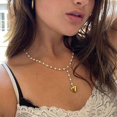 OccasionWeddingCompatibilityAll CompatiblePearl ShapePerfectly RoundPearl Type&ltp&gtSimulated-pearl&lt/p&gt&ltbr/&gt&ltp&gtShape\pattern&lt/p&gt&ltbr/&gt&ltp&gtHeart&lt/p&gt&ltbr/&gt Elegant Gothic, Couple Jewelry, Fashion Wedding, Metal Heart, Necklace Women, Pearl Types, Fashion Couple, Girly Jewelry, Beaded Necklaces