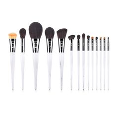 #options_full-set Brush Sets Makeup, Essential Makeup Brushes, Vegan Makeup Brushes, Makeup Brush Sets, Foundation Brushes, Salon Gifts, Highlighter Brush, Brush Sets, High End Makeup