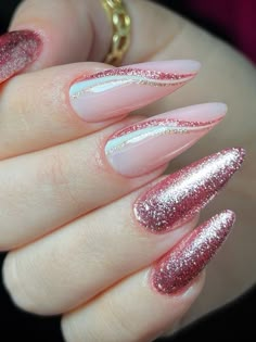 Pink Glitter Nails, Pretty Gel Nails, Snowflake Nails, Glam Nails, Nail Designs Glitter, Elegant Nails, Minimalist Nails