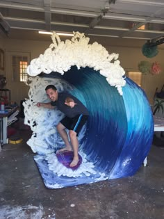 Diy Surf Wave Prop, Surfing Photo Booth, Wave Parade Float, Ocean Parade Float Ideas, Hawaiian Parade Float Ideas, Ocean Theme Party Decorations Diy, Under The Sea Entrance Decor, Vbs Beach Theme Decorations, Under The Sea Photo Booth