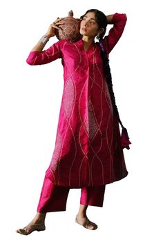 Magenta pink kurta featuring bandhani maze pattern all over with a centre pleat. Paired with a coordinating solid pant. - Aza Fashions Maze Pattern, Pink Kurta, Pant For Women, Magenta Pink, Kurta With Pants, Type Of Pants, Pink Silk, Aza Fashion, Three Quarter