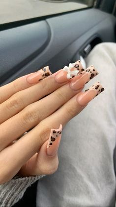 Pink Nails With Bow, Panther Nails, Aesthetic Pink Nails, Square Acrylics, Leopard Print Aesthetic, Aesthetic Leopard Print, Nails Leopard Print, Nails Leopard, Pink Tip Nails