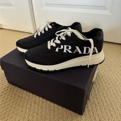 Size 5 Men’s In Prada Is Equivalent To Size 8 Women. I’m A Size 8.5 And It Fit Perfectly. It’s A Unisex Sneaker But They Didn’t Have My Size In Women’s So It Says Men’s Sneakers On The Box. Worn Twice Looks Brand New. Luxury Black Sneakers With Removable Insole, Prada Cup Sneakers, Sneakers Outfit Men, Prada Sneakers, Grey Trainers, Shoes Prada, Size 8 Women, My Size, Sneakers Outfit