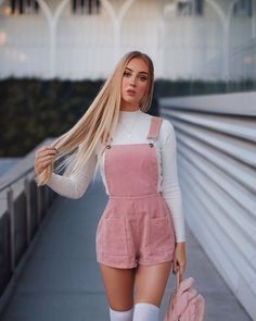 Spring Outfit Women, Girly Style Outfits, Cute Spring Outfits, Dresses For Teens, Girly Fashion, Edgy Outfits